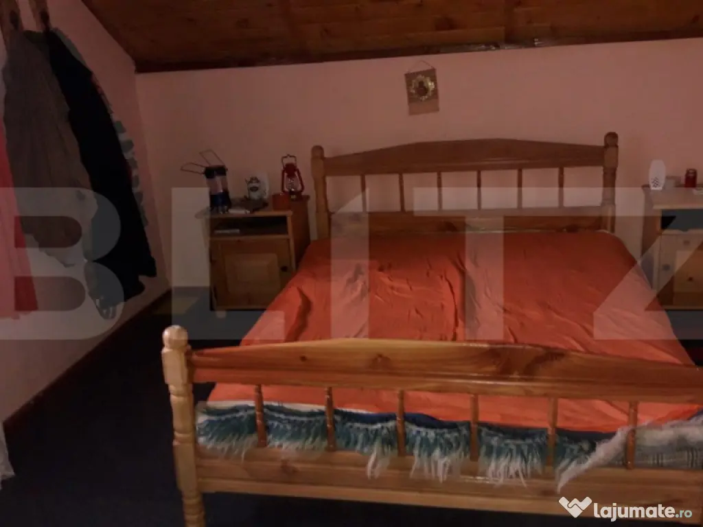 Casă de vacanță în Piatra Fântânele + 4,5 arii teren