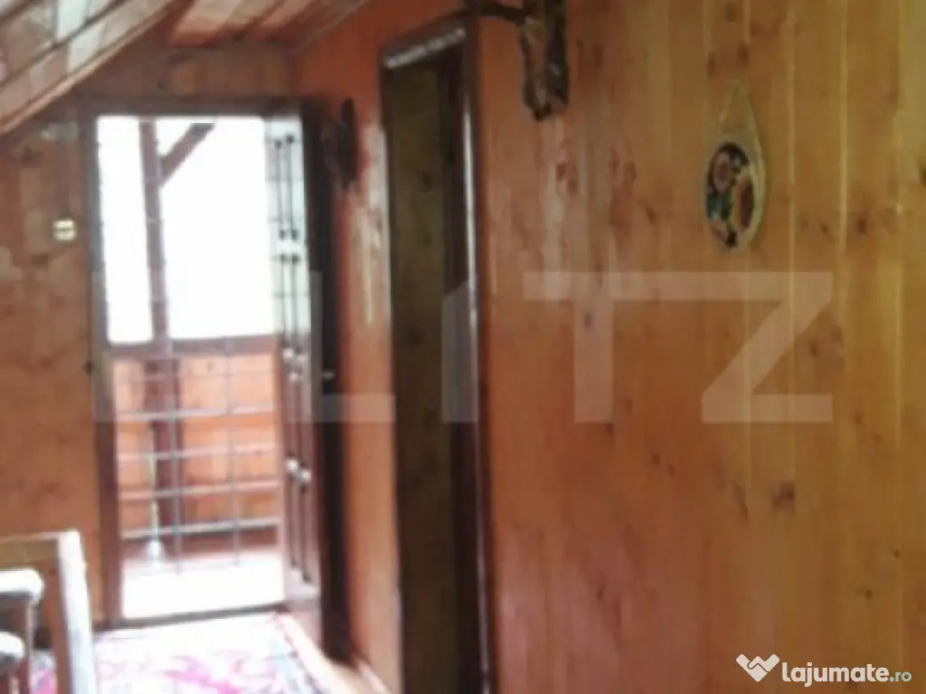 Casă de vacanță în Piatra Fântânele + 4,5 arii teren