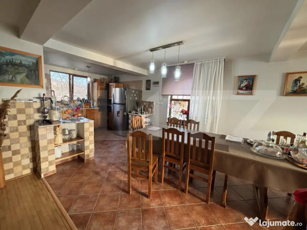 Casa Moderna in Aninoasa