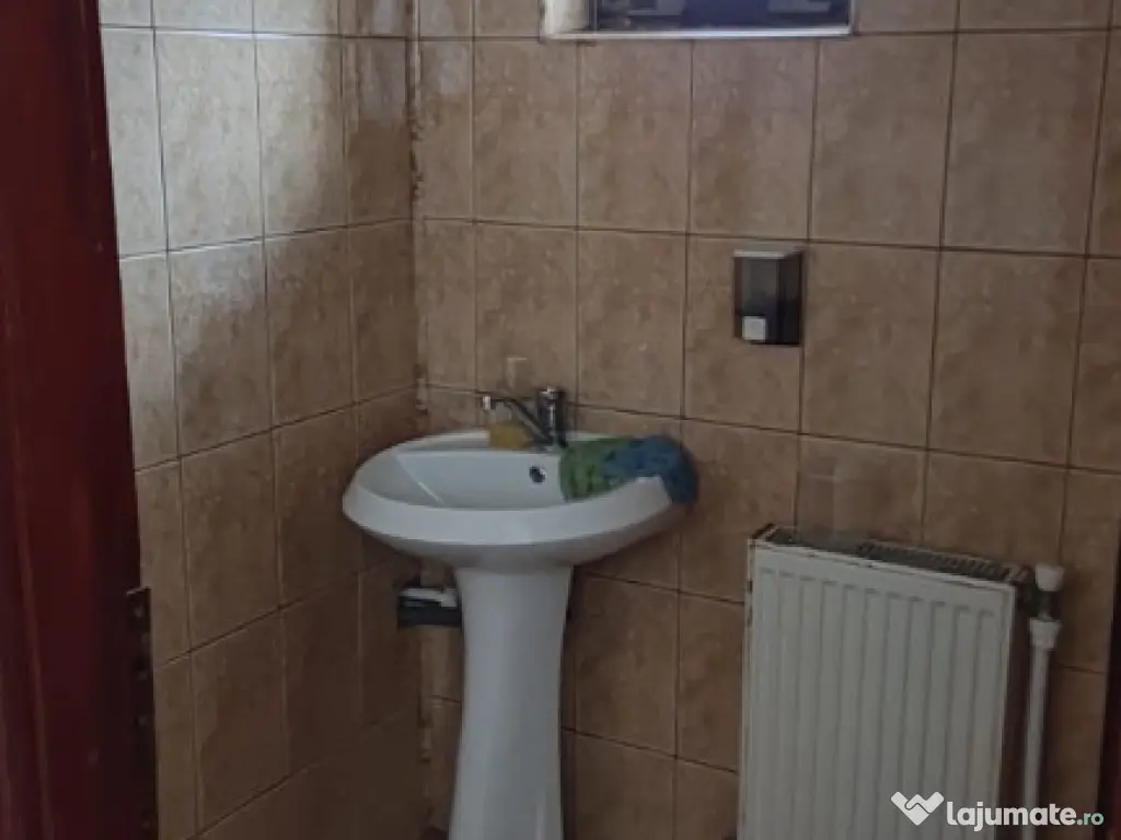 Inchiriem spatiu-birou- salon