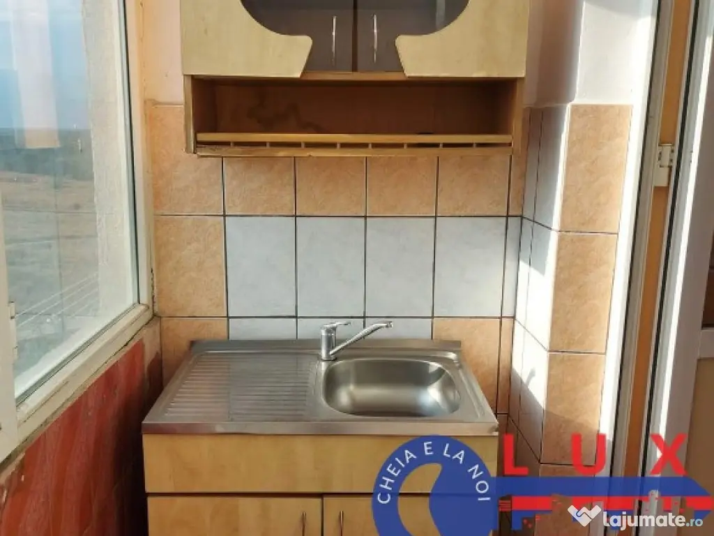 ID 1343 Garsoniera in Dallas de vanzare