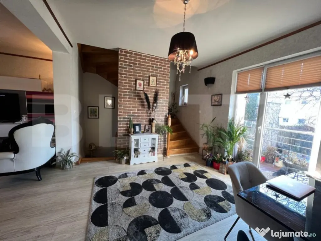 Casa individuala, 5 camere, 200 mp utili, 500 mp teren, zona