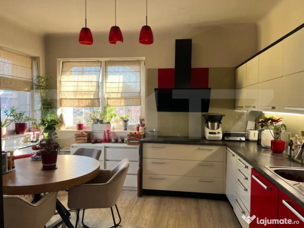 Casa individuala, 5 camere, 200 mp utili, 500 mp teren, zona