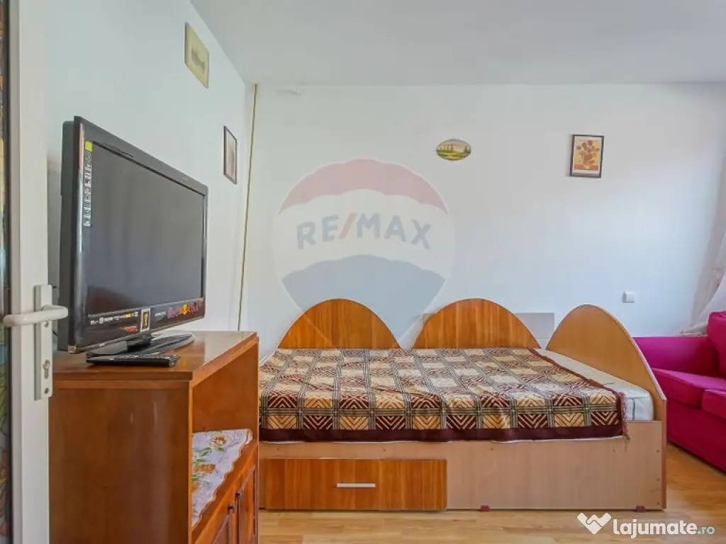 PODUL LUI GRID 13 | CASA 4 CAMERE CU DOUA BAI SI PRIVELIS...