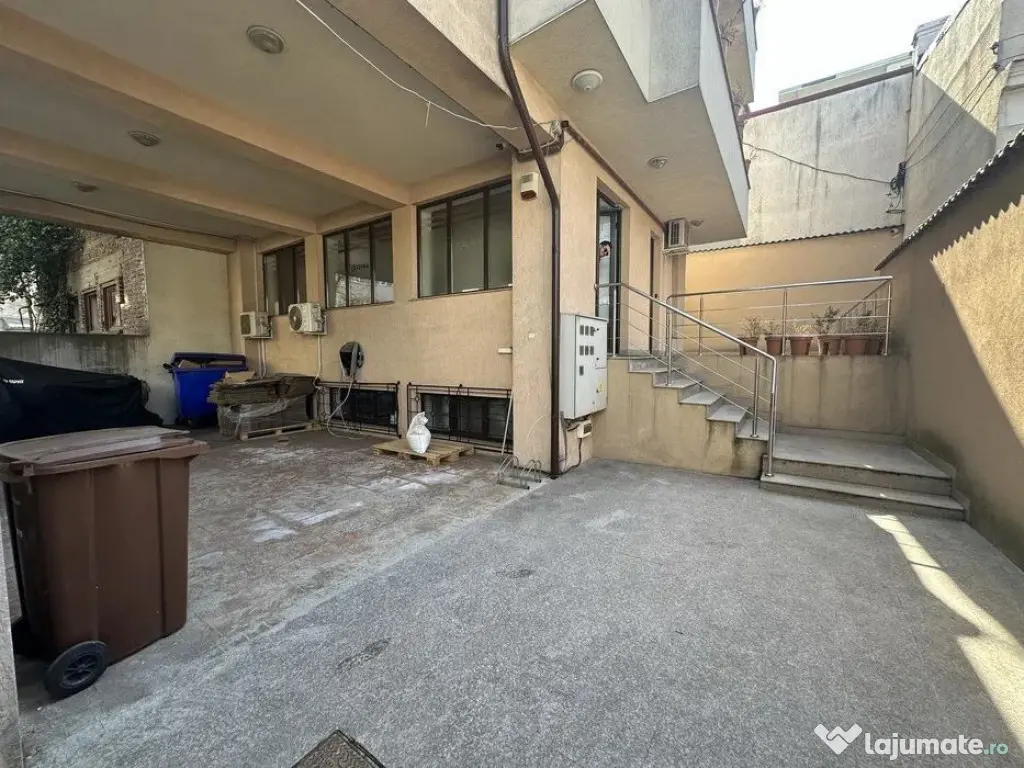 Titulescu, imobil Ds+P+3+4 retras+M