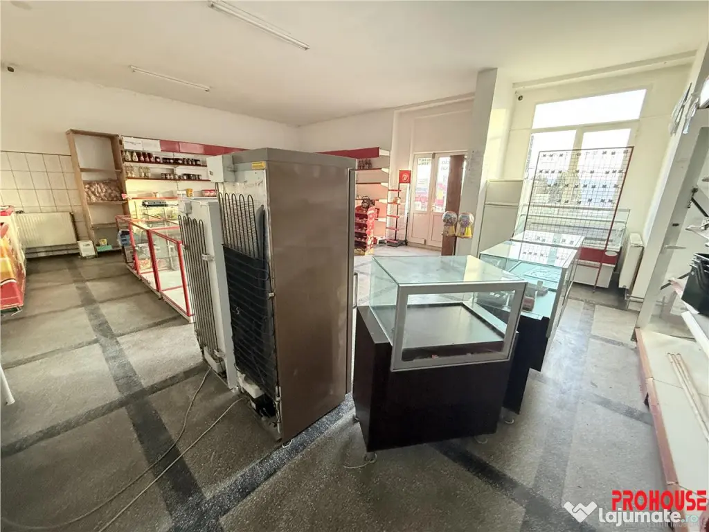 Secuieni - 17km de Bacau - spatiu comercial