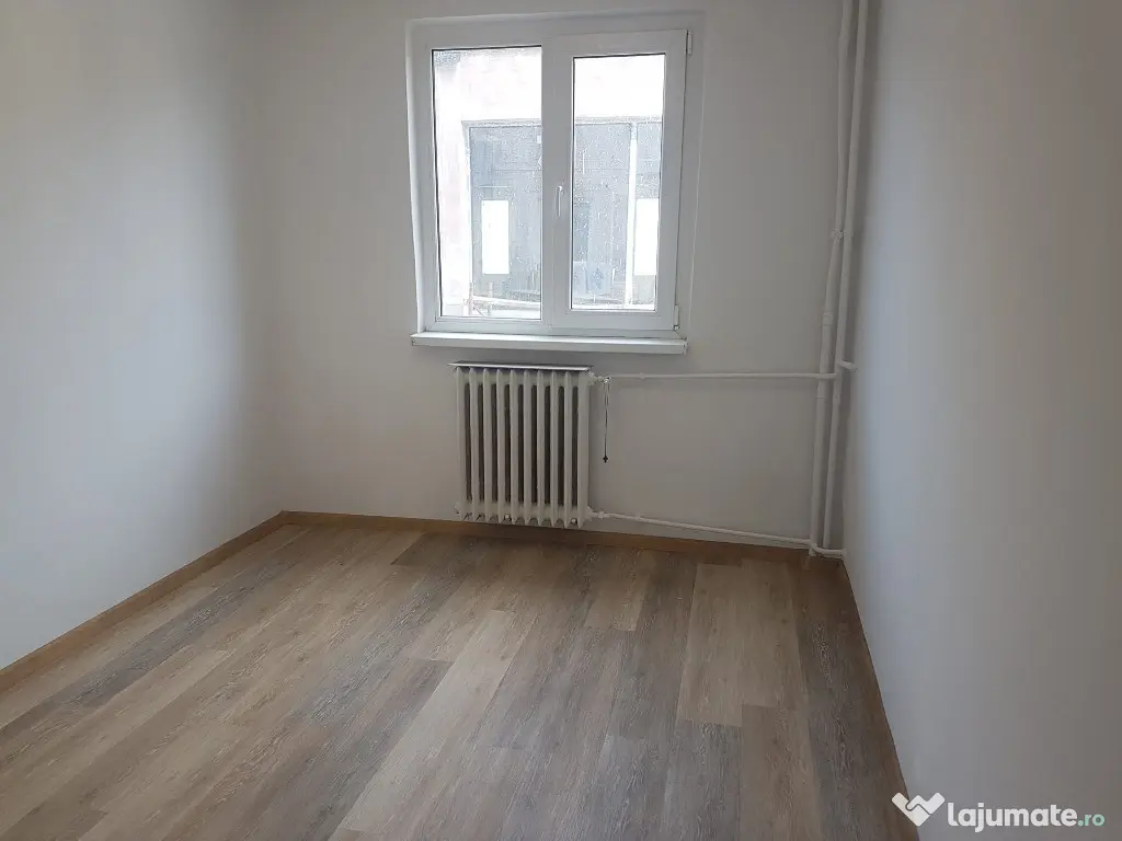 Garsoniera confort 3, etaj 1, bloc de garsoniere, libera, Stadionului 