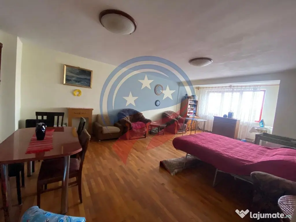 VILA CU 2500 MP TEREN LA 15 KM DE CRAIOVA CENTRU