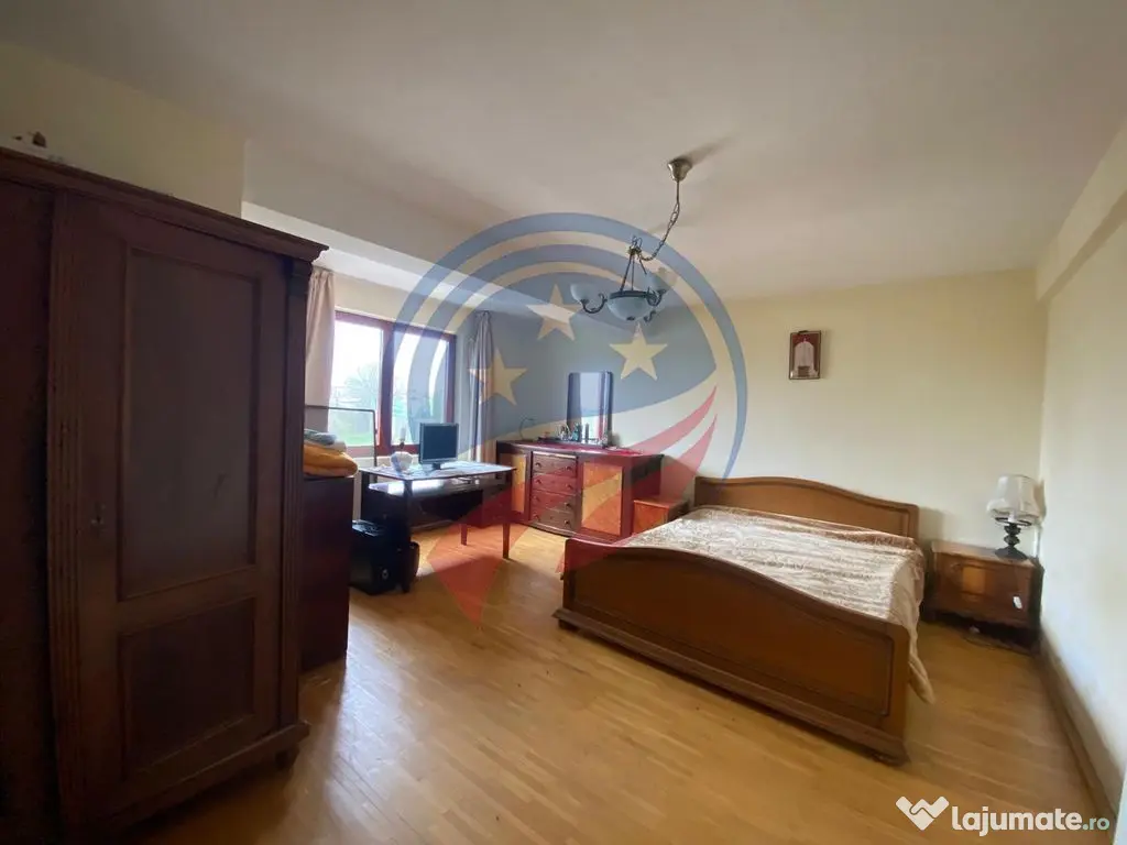 VILA CU 2500 MP TEREN LA 15 KM DE CRAIOVA CENTRU