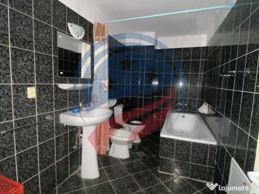 VILA CU 2500 MP TEREN LA 15 KM DE CRAIOVA CENTRU