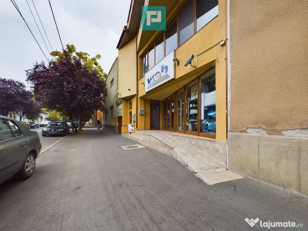 Casă cu destinații multiple Centru 