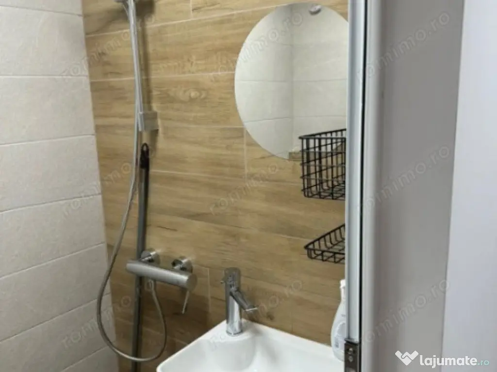 Garsoniera de inchiriat 