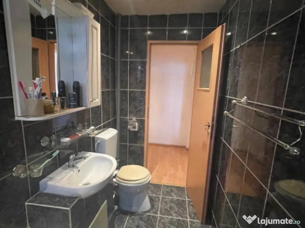 Apartament 2 camere zona Vlaicu - Lebada 