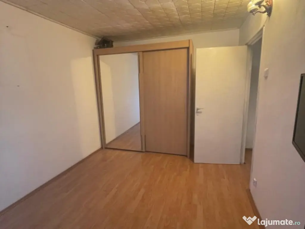 Apartament 2 camere zona Vlaicu - Lebada 
