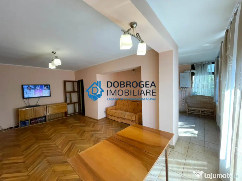 Ultracentral, 3 camere, decomandat, centrala termica 