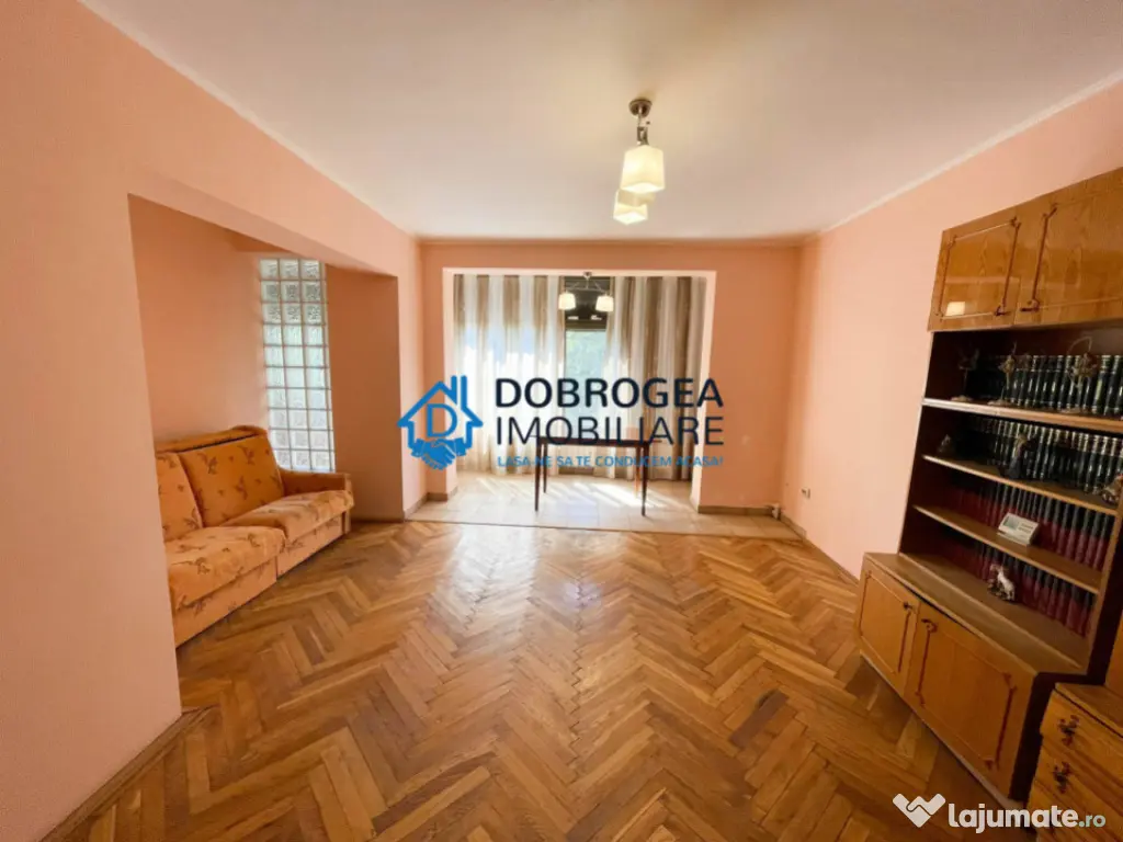 Ultracentral, 3 camere, decomandat, centrala termica 