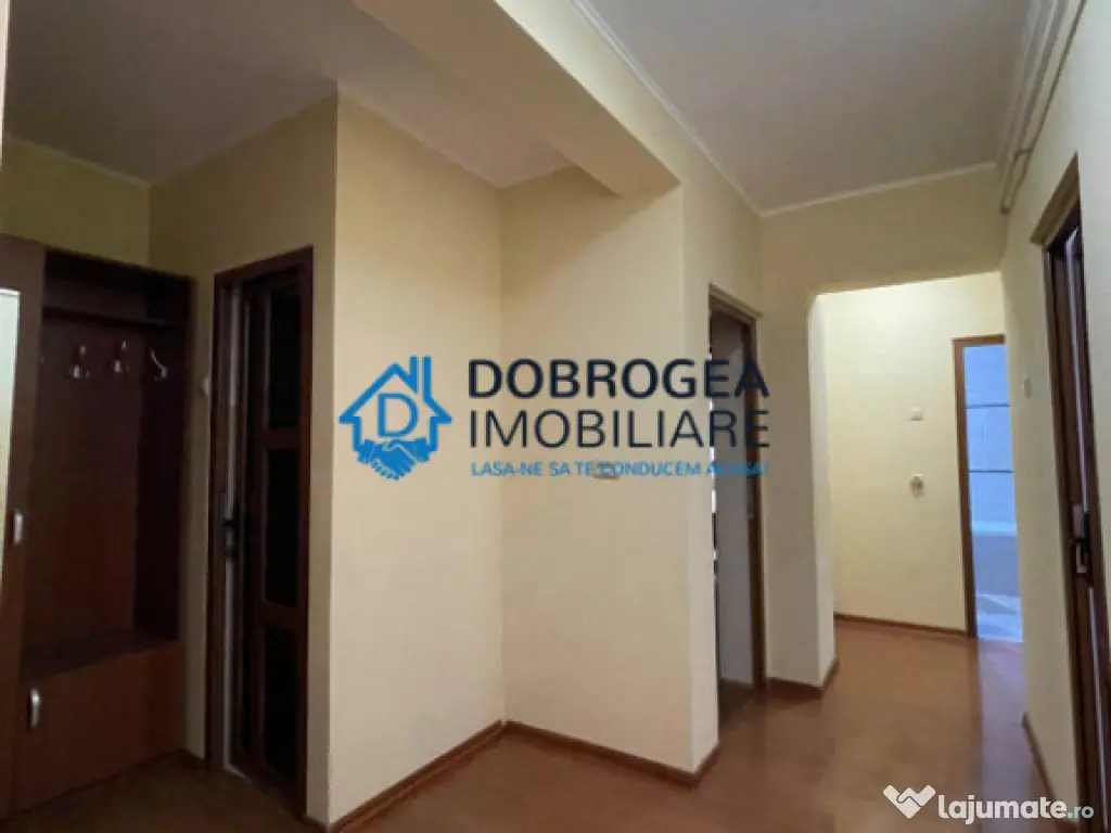 Ultracentral, 3 camere, decomandat, centrala termica 