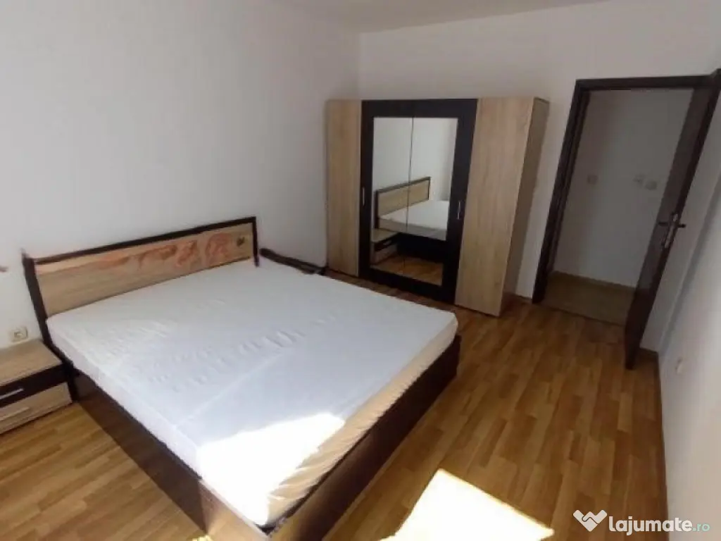 Vanzare apartament cu 3 camere zona Astra