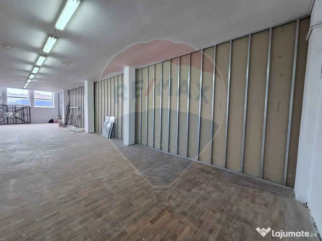 Hala de caramida 500 mp. 