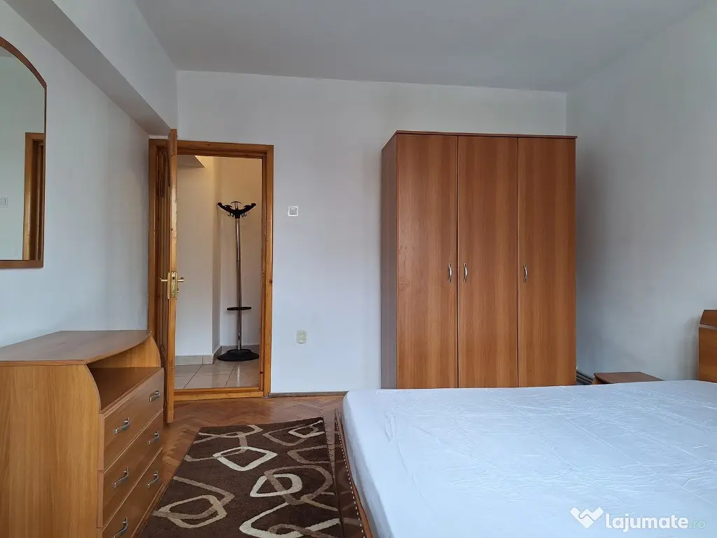 Apartament 2 camere de inchiriat 