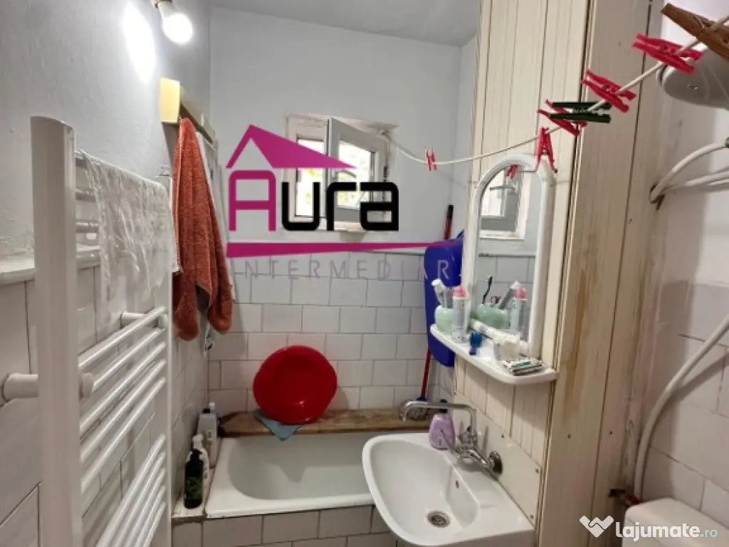 Apartament 3 camere zona Alunisului 