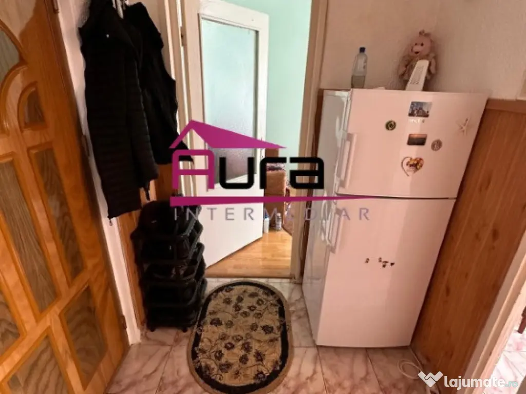 Apartament 3 camere zona Alunisului 