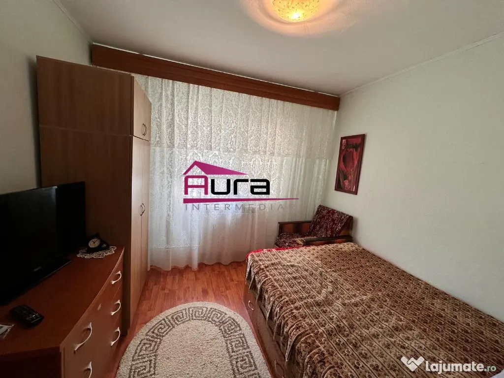 Apartament 3 camere zona Alunisului 