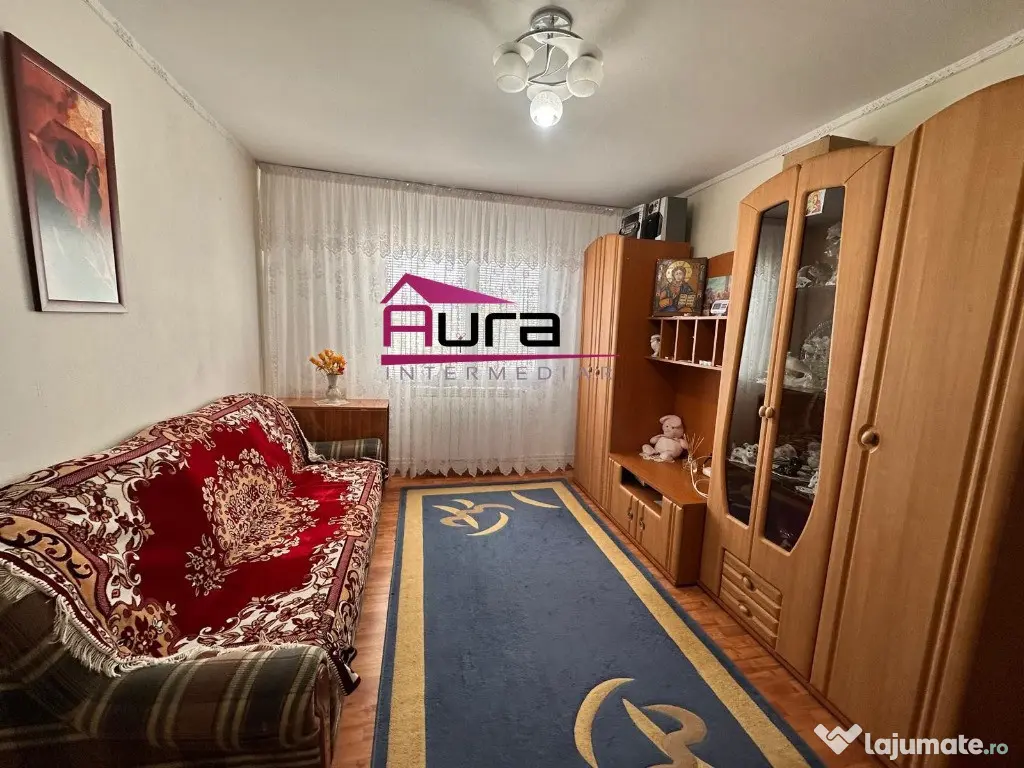 Apartament 3 camere zona Alunisului 