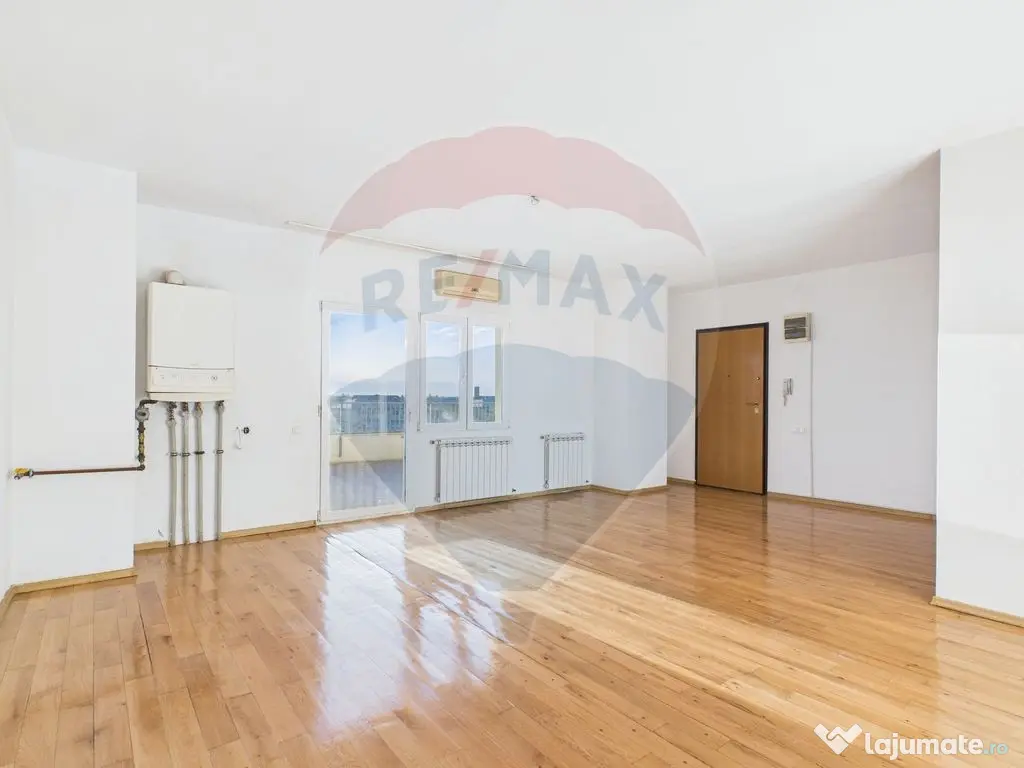 Apartament spatios 3 camere, locuinta sau birou