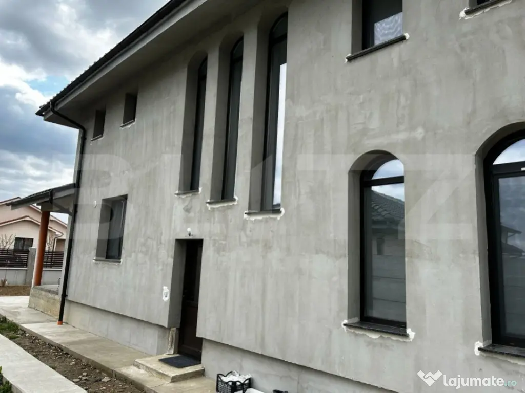 Casa noua de vanzare in Oradea, P+E si terasa de 25 mp