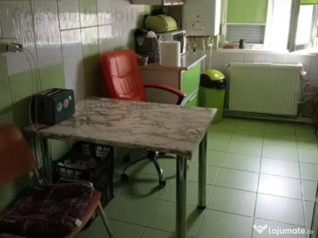 Ap 3 camere 70mp Plantelor etaj intermediar Decomandat conf 