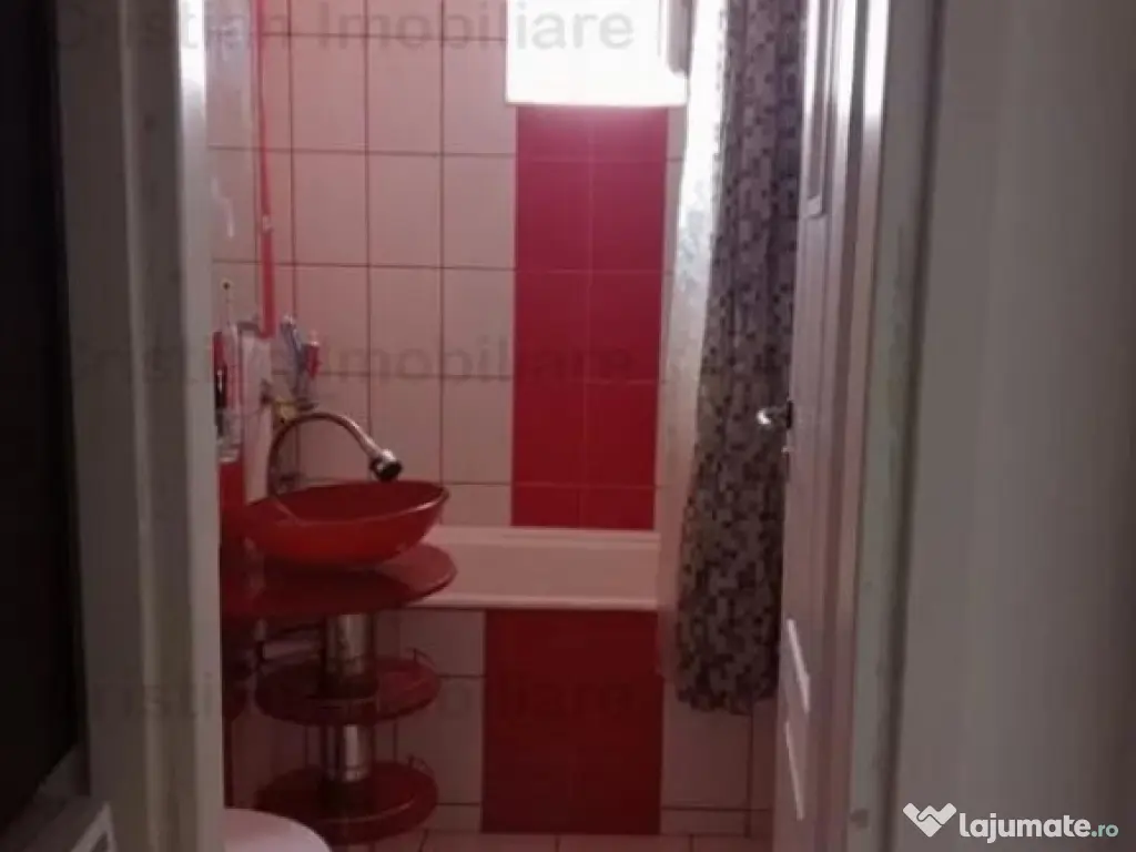 Ap 3 camere 70mp Plantelor etaj intermediar Decomandat conf 