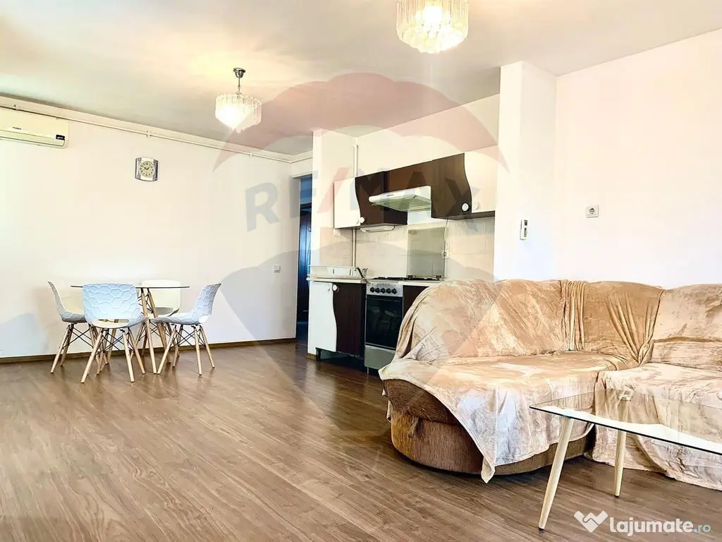 Apartament în zona Centrala, et.1, curte privata. 
