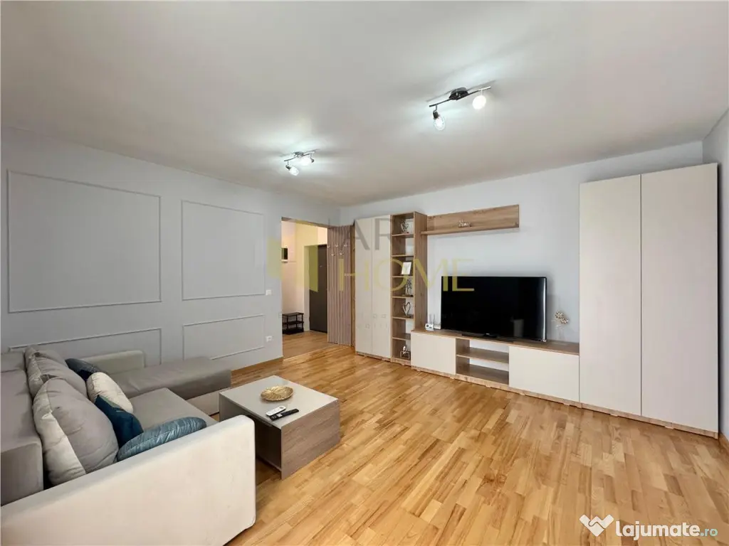 Garsoniera de lux, parcare privata, zona Cartier Albert, MR 