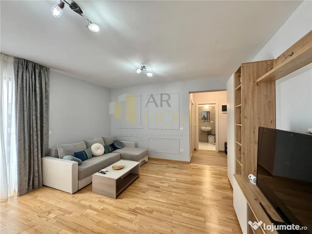 Garsoniera de lux, parcare privata, zona Cartier Albert, MR 