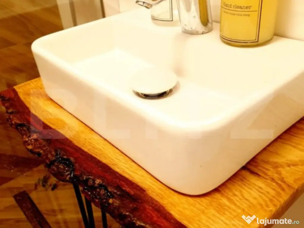 Apartament de vanzare, cu 3 camere, 70 mp, zona Manastur