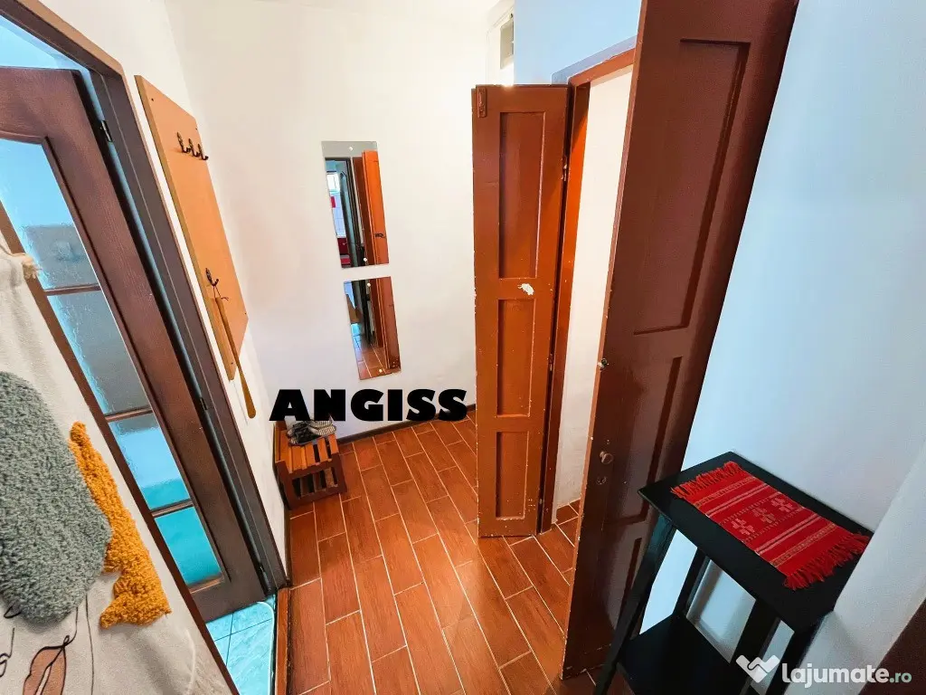 Apartament 2 camere ultracentral (poti obtine o chirie de 300E 