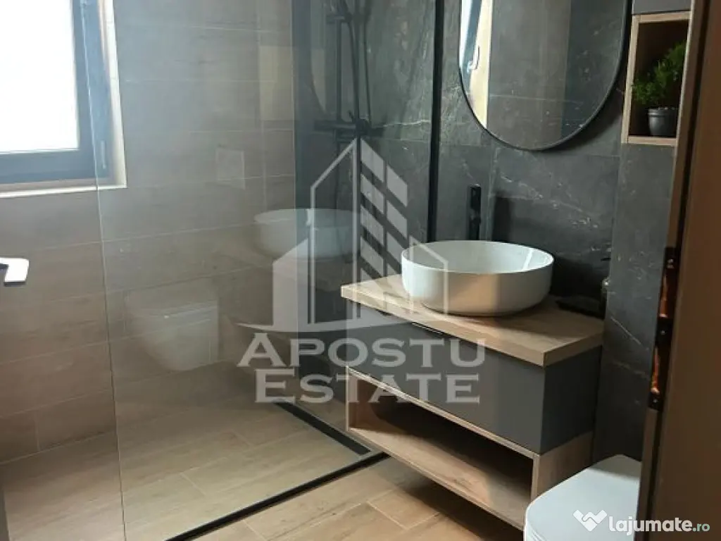 Apartament cu o camera, prima inchiriere, mobilat lux