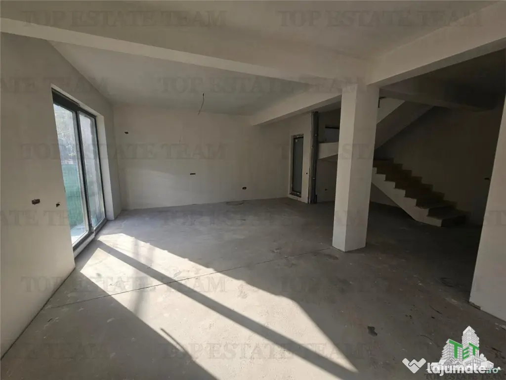 Vila noua 4 camere de metrou Pacii-sector 6