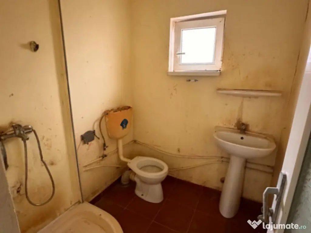 Casă de vanzare, situată în zona Coiciu, Constanta