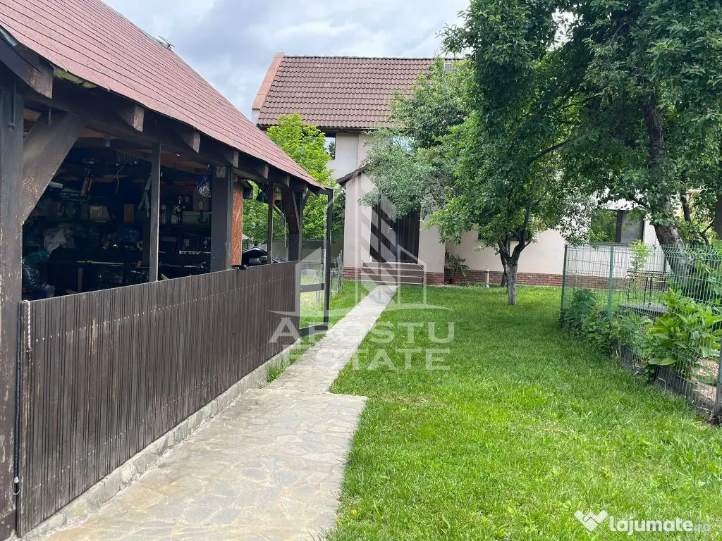 Casa individuala , 4 camere,2 bai, garaj, acces auto, 575...