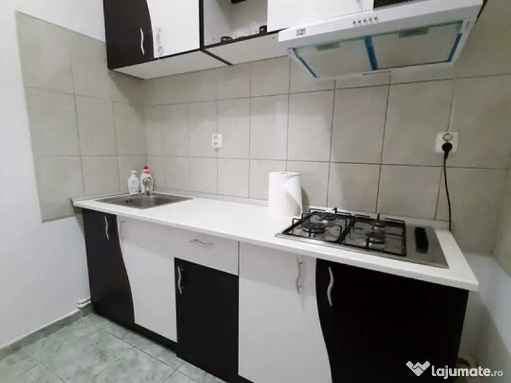 Apartament cu o camera, ultracentral - Universitatea Duna...