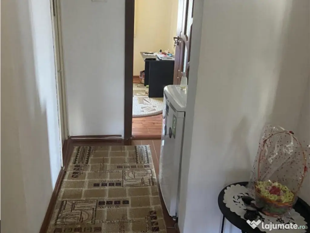 Apartament 3 camere , zona Gara- str Longinescu ,76 mp ,2 ba