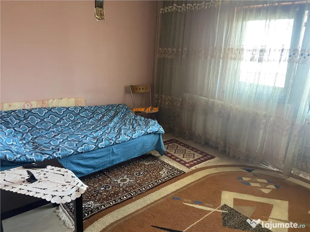 Apartament 3 camere , zona Gara- str Longinescu ,76 mp ,2 ba