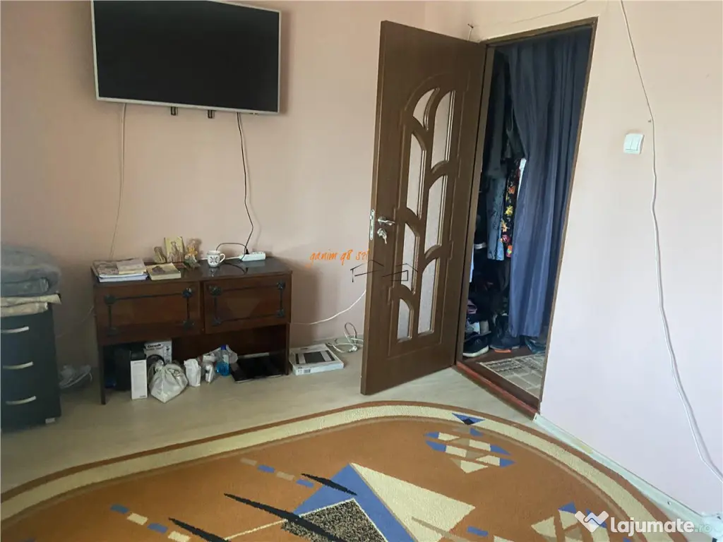 Apartament 3 camere , zona Gara- str Longinescu ,76 mp ,2 ba