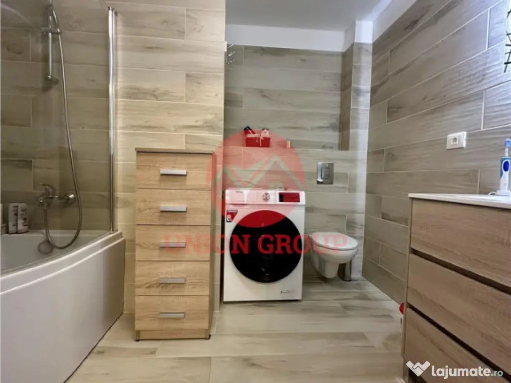 Penthouse cu 4 Camere si Terasa cu Vedere la Mare, Zona Mama