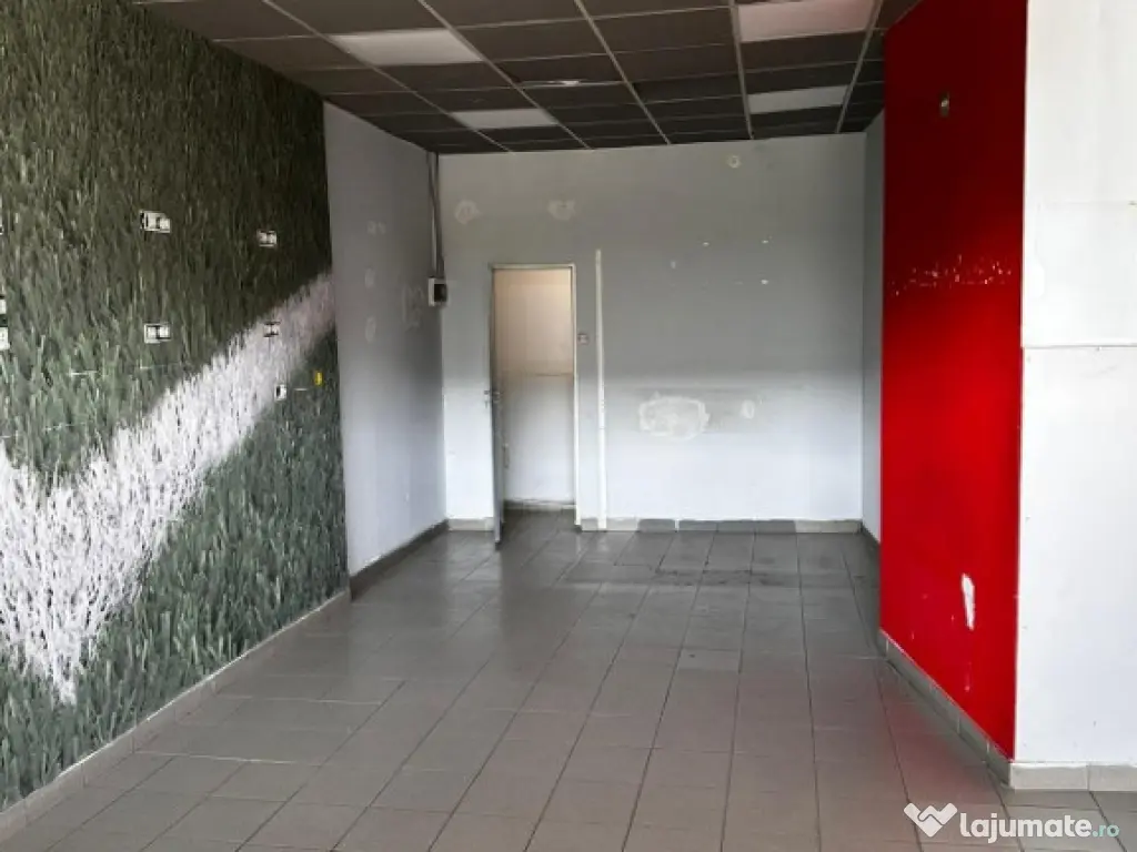 Spatiu Comercial,Metrou 1 Mai, Trafic pietonal intens. 