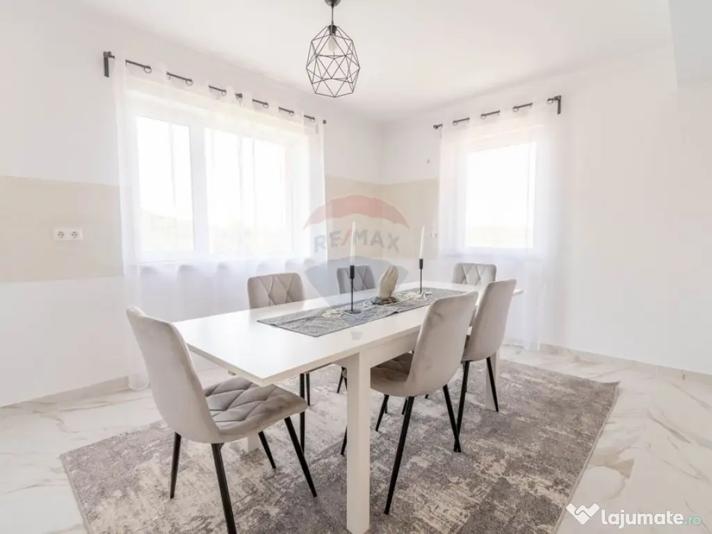 Casa de vanzare in Chinteni, 5 camere, mobilata, utilata,... 