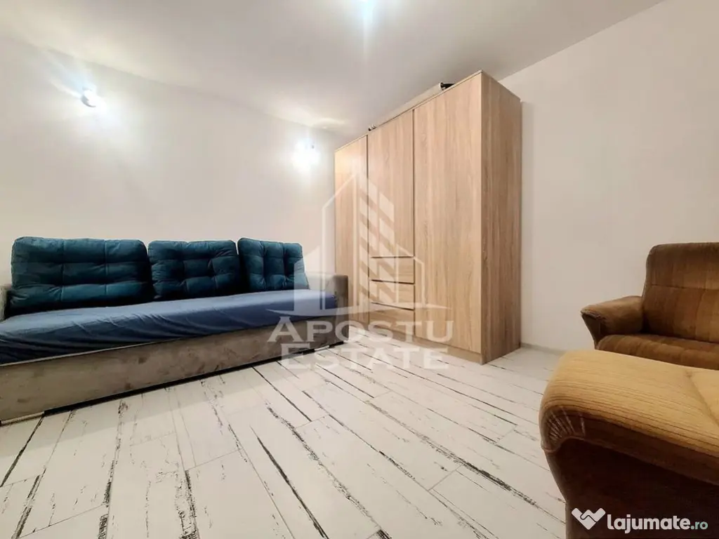 Casa individuala cu 5 camere si terasa, zona linistita Sa... 