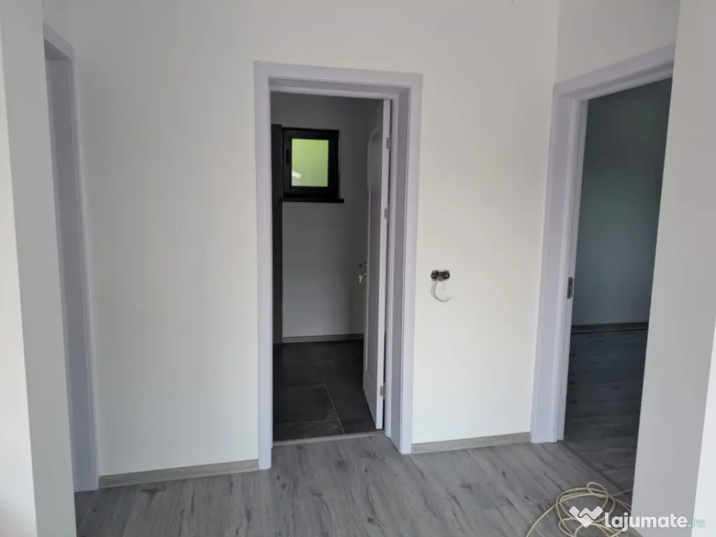 Casa Hemeius - încălzire pardoseala, toate utilitățile,